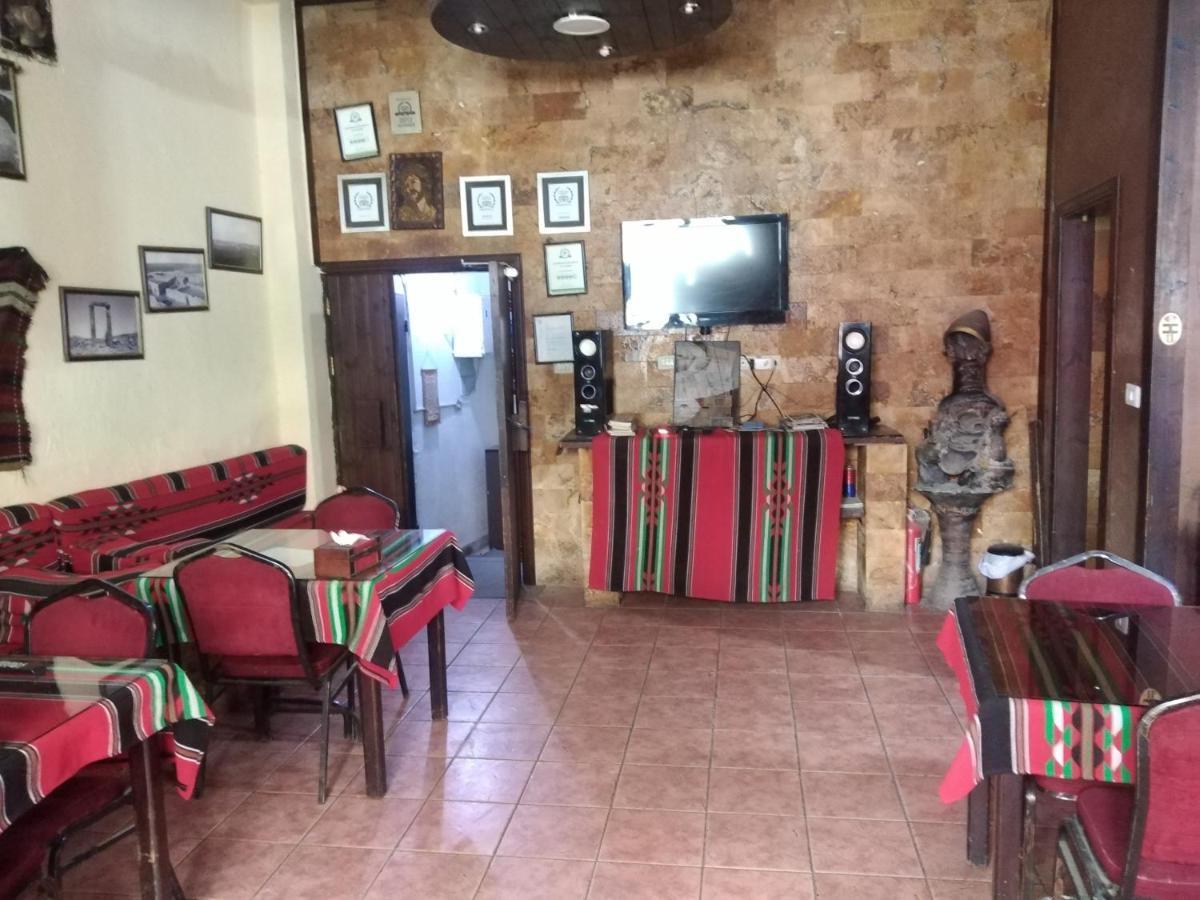Queen Ayloa Hotel&Restaurant Madaba Exterior foto